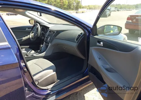 2014 Hyundai Sonata Gls z USA, uszkodzony, nr VIN 5NPEB4AC9EH881372